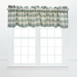 C&F Home Simmons Plaid White Valance Collection -C&F Home Shop GUEST 342b8b1b 7702 44dd ae37 35aa3c0df093