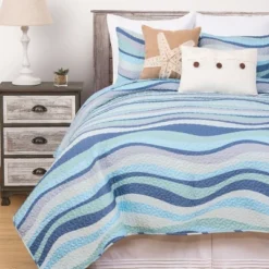 C&F Home Seawaves Coastal Beach Quilt Set