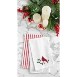 C&F Home Cardinal Holly Towel