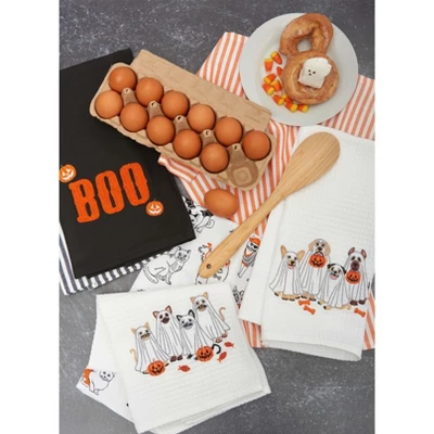 C&F Home Jack O' Lantern "BOO" Halloween Dishtowel Set Of 2 4 C&F Home Jack O' Lantern "BOO" Halloween Dishtowel Set Of 2 - Image 2