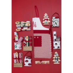 C&F Home Holly Spring Berry Towel & Spoon Gift Bundle Set Of 2 -C&F Home Shop GUEST 6b5f0217 b66b 431a 99fd 4223aef9b195