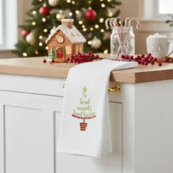 C&F Home Christmas Tree Motif "It's The Most Wonderful Time Of The Year" 100% Cotton Guest Towel