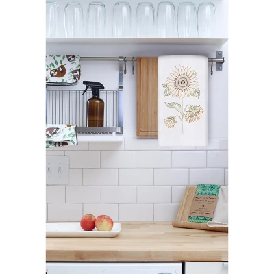C&F Home Sunflower Flour Sack Cotton Kitchen Towel 3 C&F Home Sunflower Flour Sack Cotton Kitchen Towel - Image 2